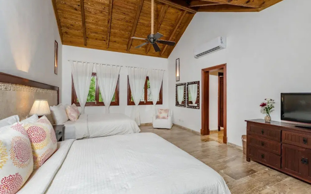 Luxurious Villa