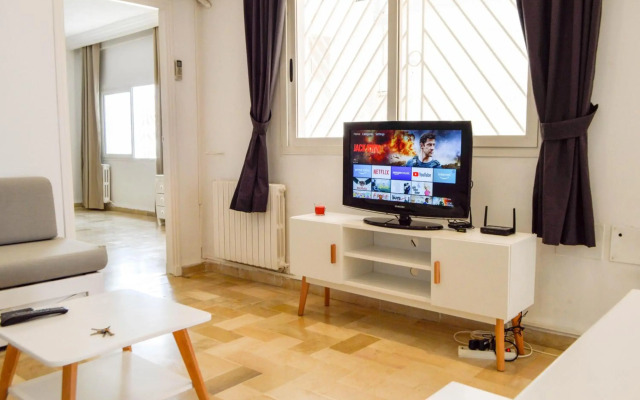 Cosy apartment @ La marsa Corniche-Beach