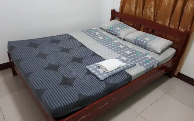 Oyo 617 Shekinah Hotel
