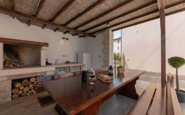 Charming 6-bed Villa in Vižinada