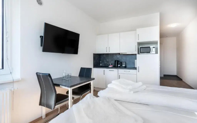 FeelGood Apartments LakeLiving