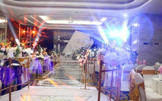 Huaxi Garden Hotel (Qingdao Liuting Airport)