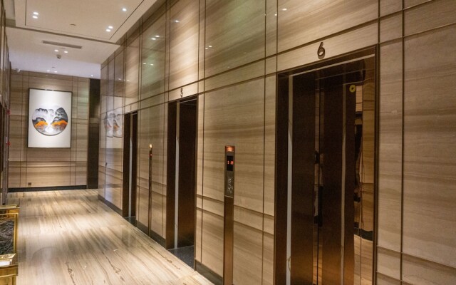 Clifford Suites