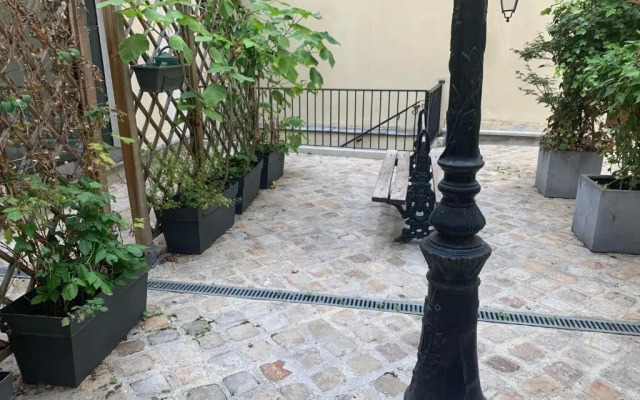 Chambres privées dans grand T4-Paris plein-centre