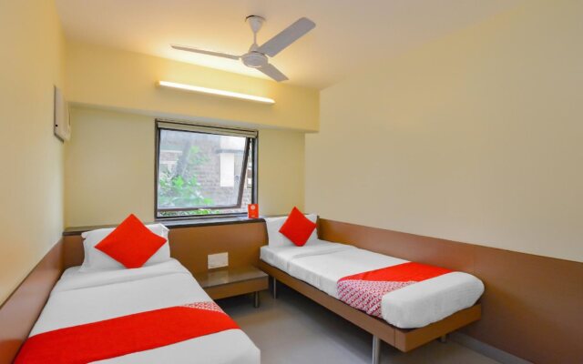 OYO 18803 Smart Inn