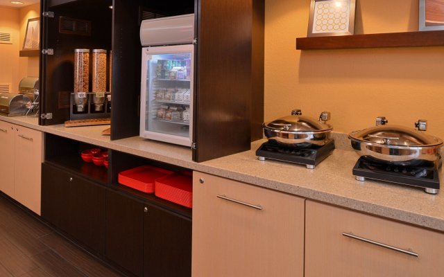 Candlewood Suites St. Louis - St. Charles