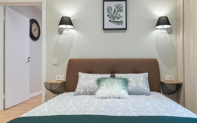Friends and Family Vacation Apartments