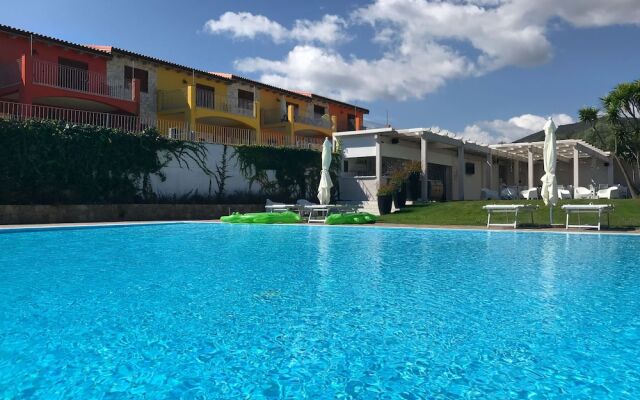 Panoramic Villa With Pool, Near the Beach