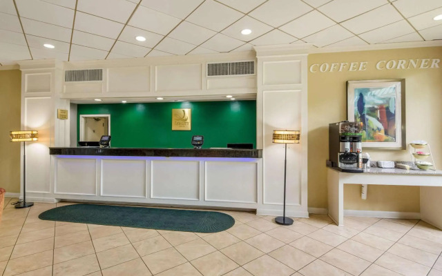 Quality Inn Roanoke Airport