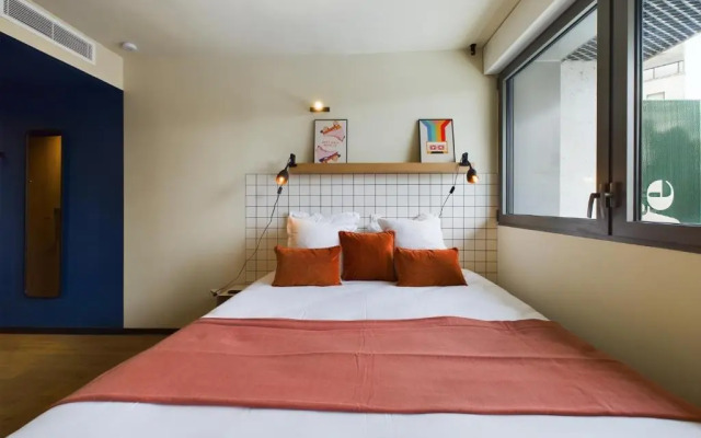 Mercure Gentilly .