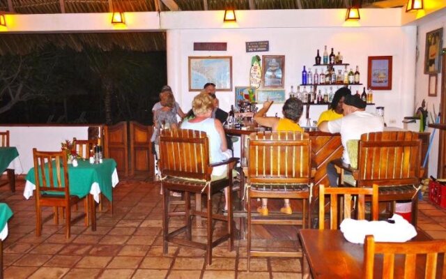 Green Parrot Beach Houses and Resort