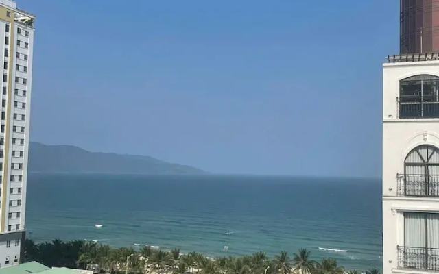 Amis Hotel&Apartment-50m to My Khe Beach