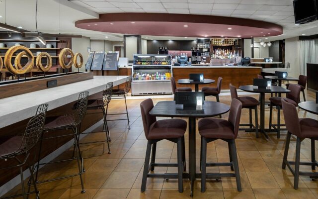 Courtyard by Marriott Pasadena/Old Town