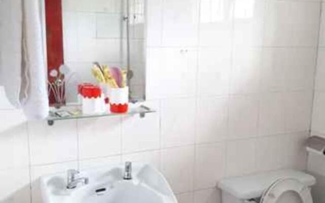 Duong Sat Hotel by ZUZU