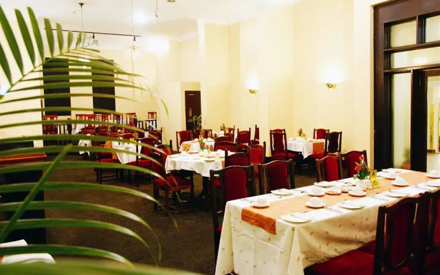 New Ambassador Hotel