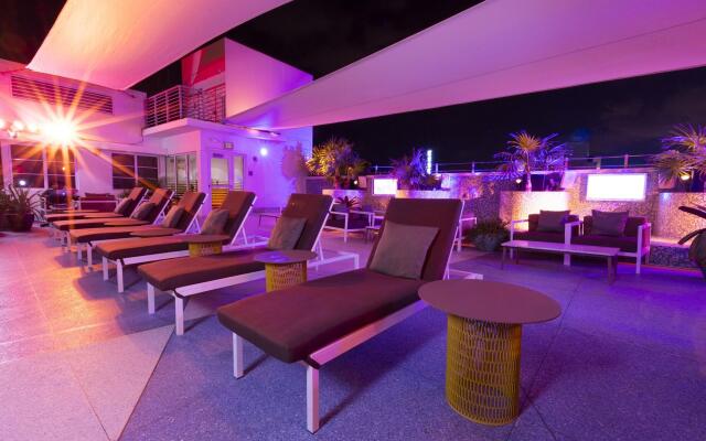 Clevelander Hotel – Adults Only