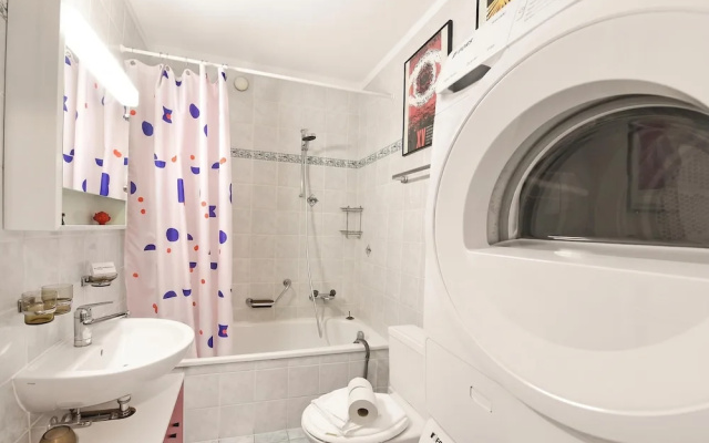 Malibu46 – Bathroom – Minusio