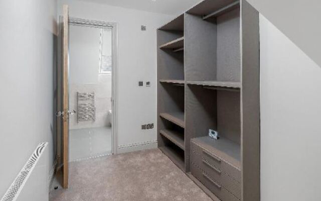 OYO Home 138  Woodville Road 2 beds