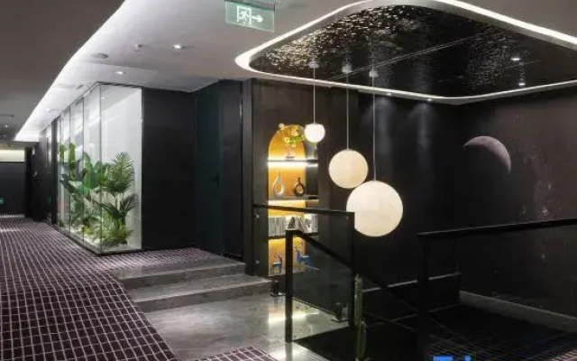 Yichen Hotel