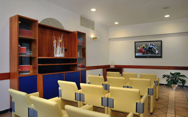 Hotel Ascot