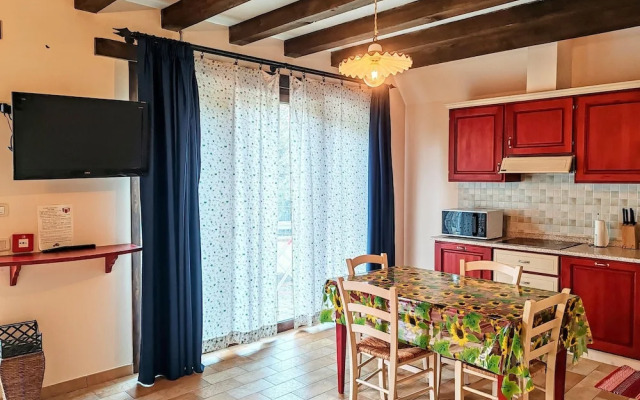 Farmhouse in Marche With Pool & Wine Tours