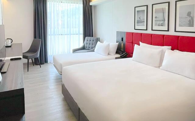 Travelodge Phuket Town