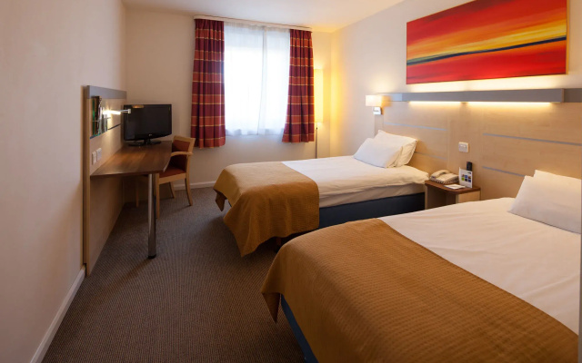 Holiday Inn Express Leicester - City by IHG