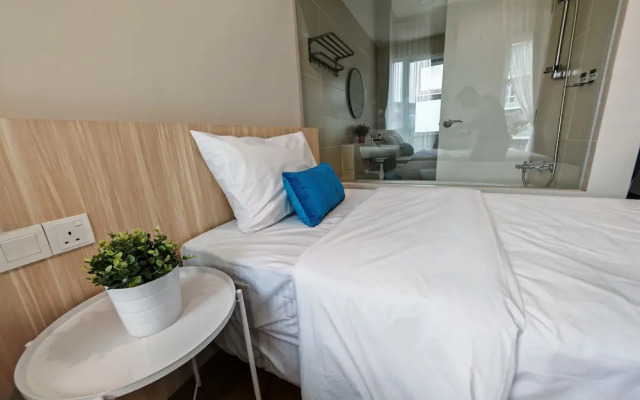 Mountain & Lake Views' Suite Cycas