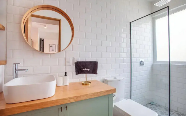 Bright & sweet unit in middle Polanco