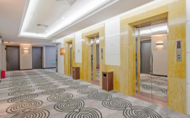 Chaozhou Baohua Hotel