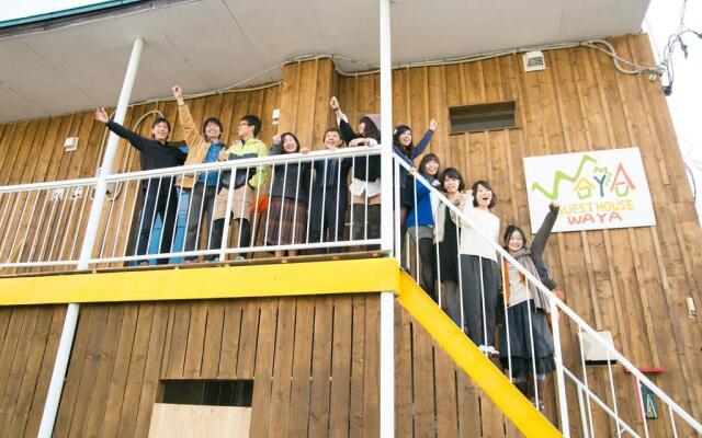 Guesthouse Waya - Hostel