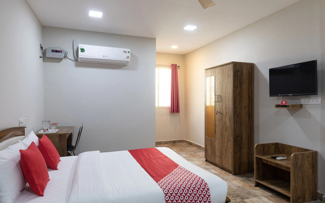 Capital O 39352 Nestle Inn