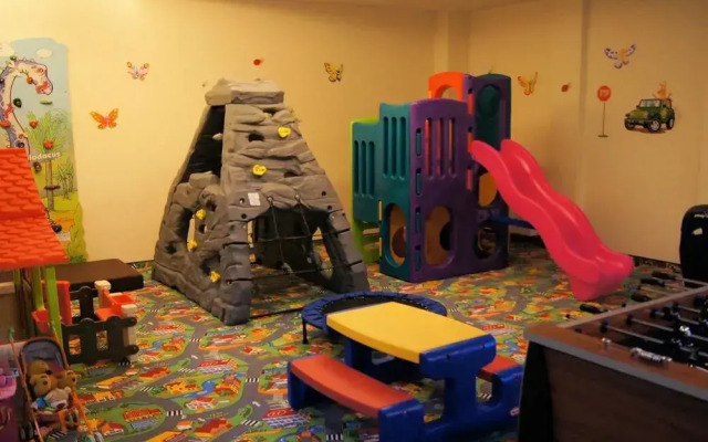 BEST WESTERN PLUS Business Faltom Hotel