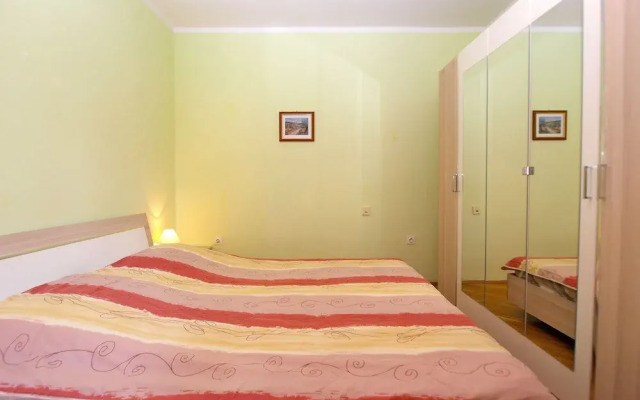 Apartment 1317