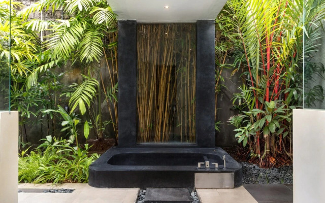 Villa Alice Dua by Villa Finder