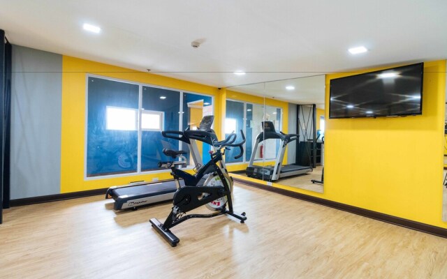 RedDoorz Premium near Ateneo Katipunan
