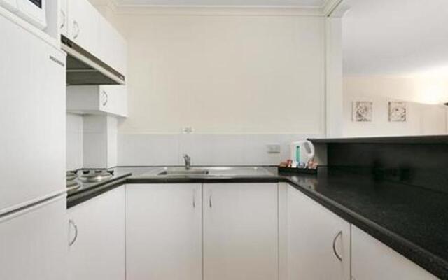 Mt Ommaney Hotel Apartments
