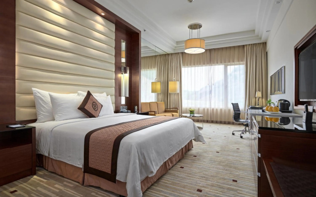 Royal Halong Hotel – Guest Rooms – Ha Long