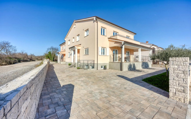 Holiday House Sunrise