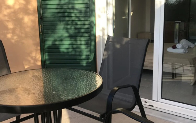 Room-banos Apartments and Swimming Pool