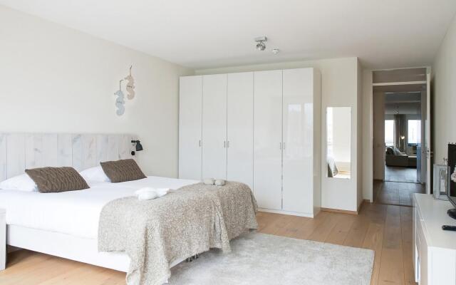 Sea-view Apartment in Den Haag With Balcony