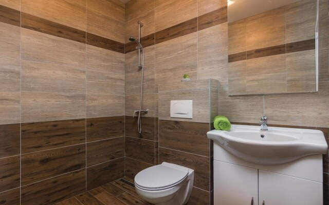 Amazing Home in Novigrad With Wifi and 1 Bedrooms