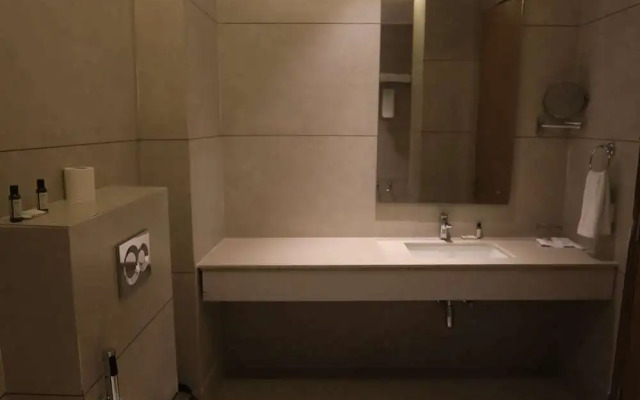 Surestay By Best Western Lucknow