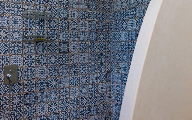 Stylish Villa, Private Pool, Large Garden, sea View, En-suite Bathrooms