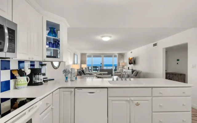 Shoreline Towers 2115