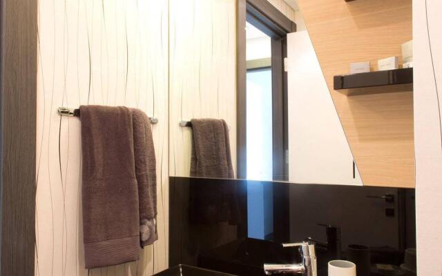 Platform Merter Suites