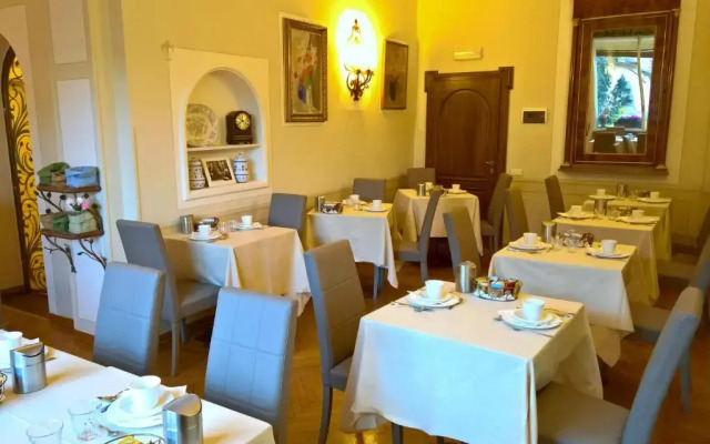 Hotel David