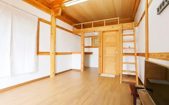 Iksan Geummagwan Pension