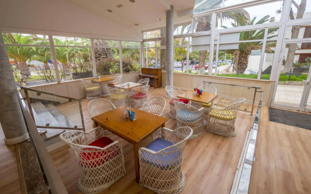 Checkin Bungalows Atlantida