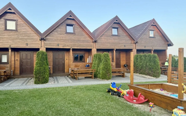 Holiday Homes With Pool, Mielenko